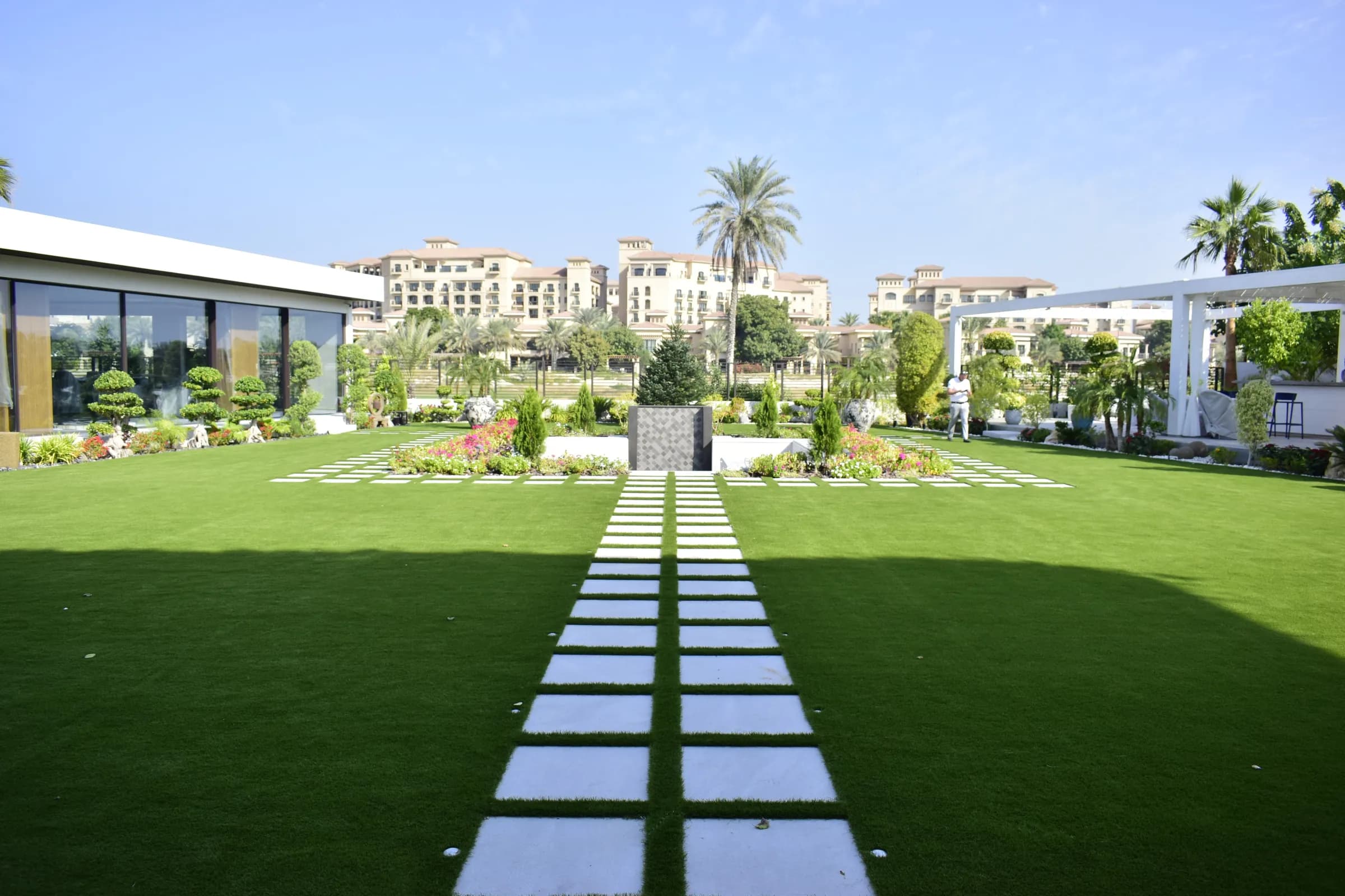 Large Maze artificial grass lawn in a Saadiyat Island garden